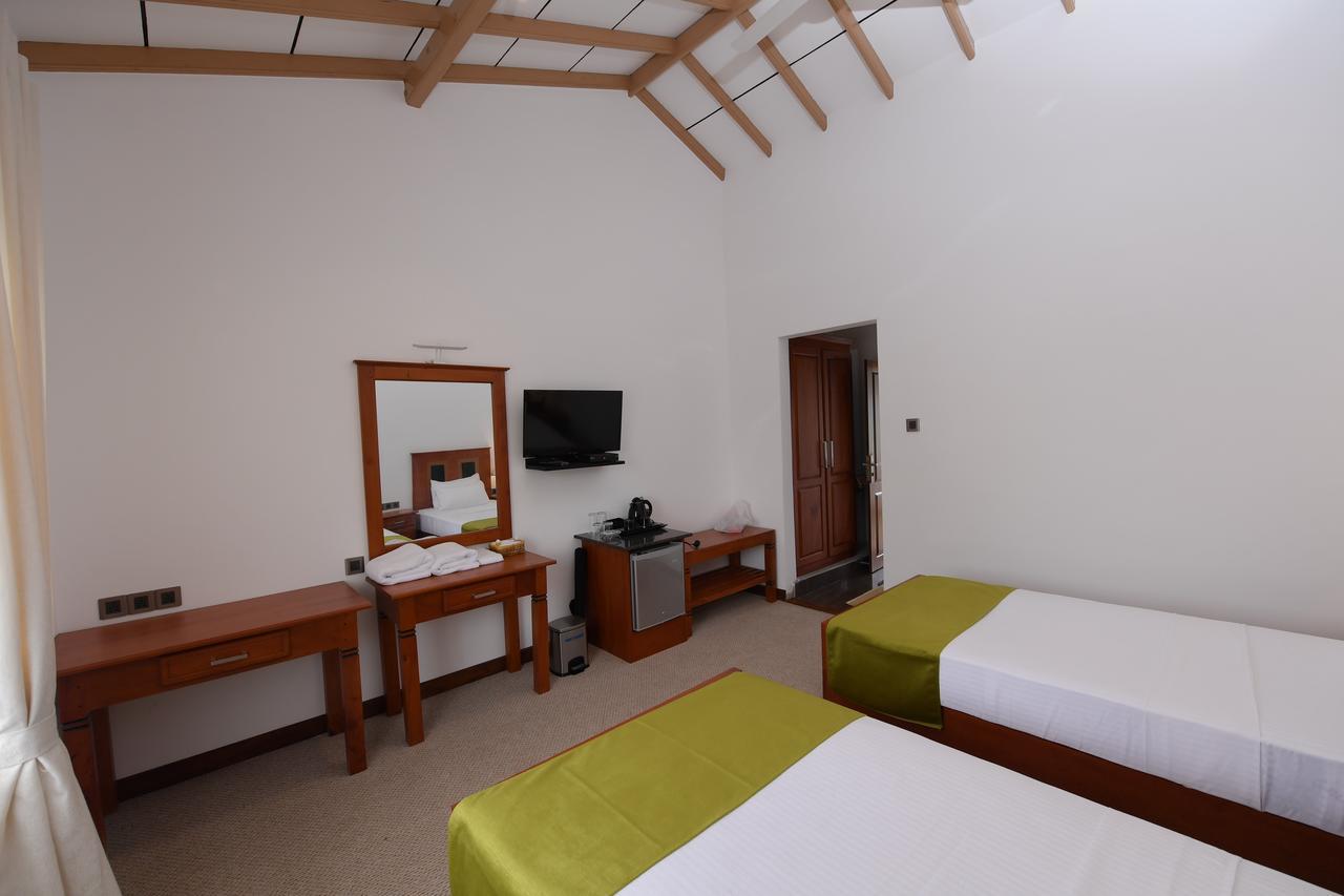 Seasons Hotel 쿠루네갈라 외부 사진